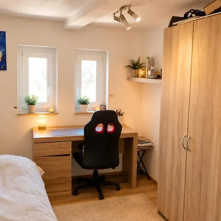 Dachstuebchen Nidderau, Modern, Gemuetlich Nahe Frankfurt *