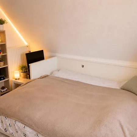 Appartement Dachstuebchen Nidderau, Modern, Gemuetlich Nahe Frankfurt Nidderau
